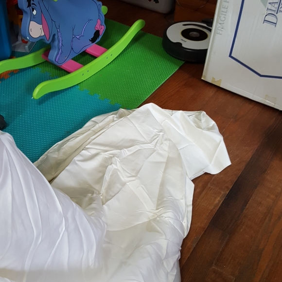 Wedding dress - Picture 2 of 3